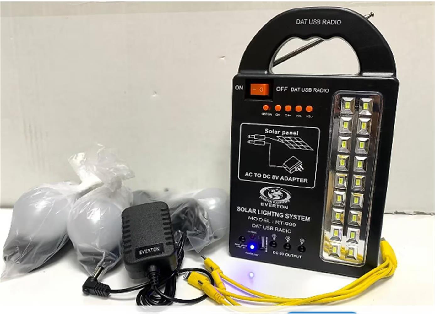 Everton Rt-999 SolarPanelli -Ledli Güneş Enerjili Radyo Usb- 3 Adet Ampul Şarjlı (Solar 9V-3.5W)
